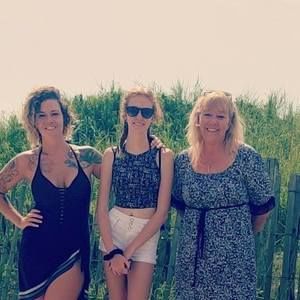 Meet your Posher, Leah